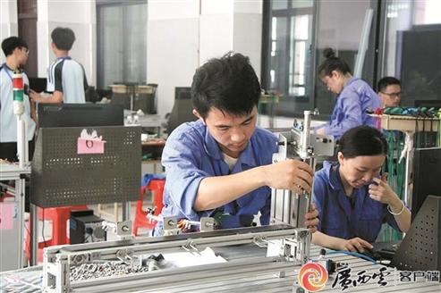 匠心服务耀八桂——南宁市武鸣区职业技术学校广西技术服务之路